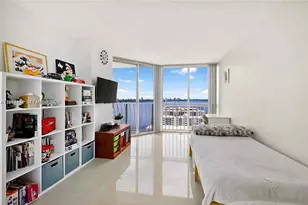 7601 E Treasure Dr, North Bay Village, FL 33141 - Photo 4