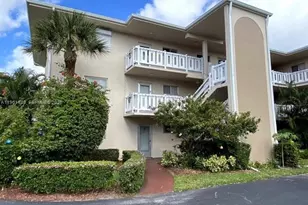 2640 S Garden Dr S, Lake Worth, FL 33461 - Photo 1