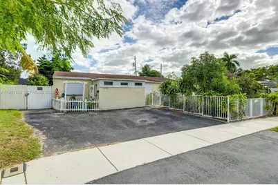 2200 SW 42nd Way, Fort Lauderdale, FL 33317 - Photo 6