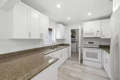 1281 W 42nd St #1, Hialeah, FL 33012 - Photo 2