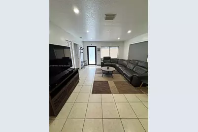 5111 SW 23rd St, West Park, FL 33023 - Photo 6