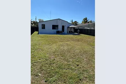 5111 SW 23rd St, West Park, FL 33023 - Photo 28