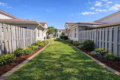 4760 SW 163rd Pl, Miami, FL 33185 - Photo 16