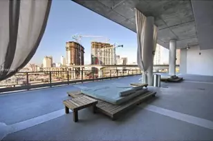 690 SW 1st Ct, Miami, FL 33130 - Photo 18