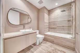 5775 Collins Ave, Miami Beach, FL 33140 - Photo 34