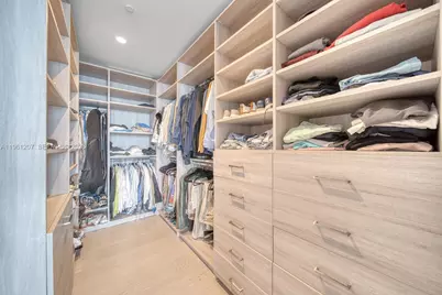 5775 Collins Ave #703, Miami Beach, FL 33140 - Photo 24