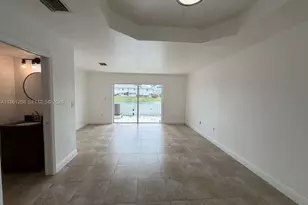 14219 SW 121st Pl, Miami, FL 33186 - Photo 10
