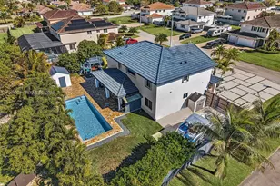 22690 SW 127th Ct, Miami, FL 33170 - Photo 2