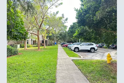 10135 W Sunrise Blvd #304, Plantation, FL 33322 - Photo 24