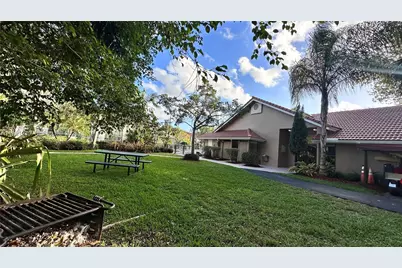 10135 W Sunrise Blvd #304, Plantation, FL 33322 - Photo 26