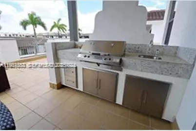 8375 NW 51st Ter #1, Doral, FL 33166 - Photo 42