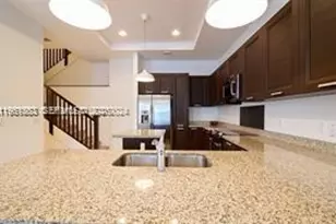 8375 NW 51st Terrace, Doral, FL 33166 - Photo 6