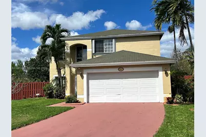 8801 SW 9th Ct, Pembroke Pines, FL 33025 - Photo 1