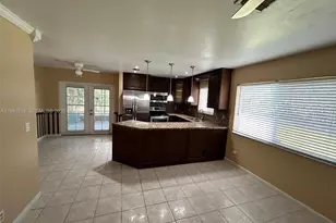 8801 SW 9th Ct, Pembroke Pines, FL 33025 - Photo 36
