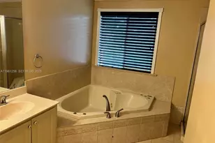 8801 SW 9th Ct, Pembroke Pines, FL 33025 - Photo 56