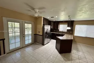 8801 SW 9th Ct, Pembroke Pines, FL 33025 - Photo 26