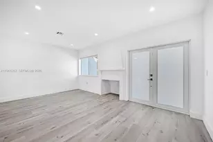 876 NE 81st St, Miami, FL 33138 - Photo 14