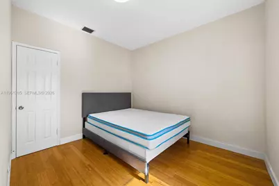 404 N Shore Dr, Miami Beach, FL 33141 - Photo 18