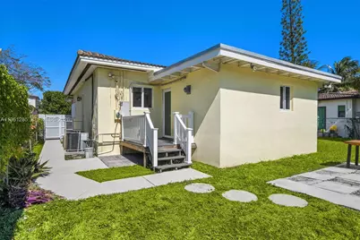 404 N Shore Dr, Miami Beach, FL 33141 - Photo 24