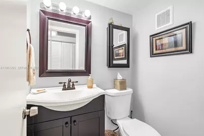 2051 N Newport  N #2051, Deerfield Beach, FL 33442 - Photo 10