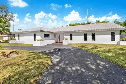 1925 NE 214th Ter, Miami, FL 33179 - Photo 2