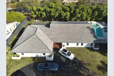 1925 NE 214th Ter, Miami, FL 33179 - Photo 24