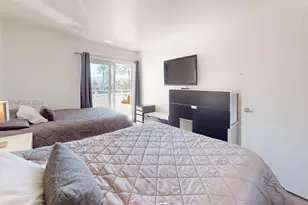 2076 S Ocean Dr, Hallandale Beach, FL 33009 - Photo 66