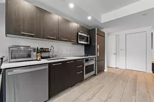 45 SW 9th St, Miami, FL 33130 - Photo 4