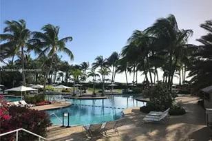 100 S Pointe Dr, Miami Beach, FL 33139 - Photo 32