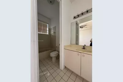1044 NE 42nd Ter, Homestead, FL 33033 - Photo 10