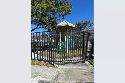 1044 NE 42nd Ter, Homestead, FL 33033 - Photo 16