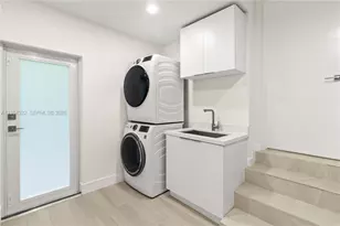 1261 98th St, Bay Harbor Islands, FL 33154 - Photo 36