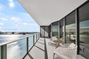 700 NE 24th St, Miami, FL 33137 - Photo 4