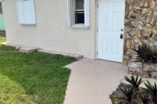 410 N 58th Ave, Hollywood, FL 33021 - Photo 2