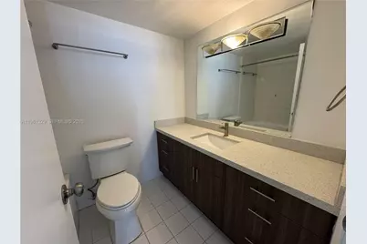 18041 Biscayne Blvd #1701, Aventura, FL 33160 - Photo 24