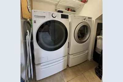 4028 SW 67th Ter #3, Davie, FL 33314 - Photo 4