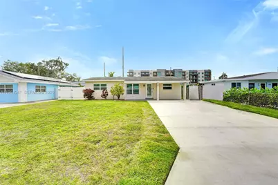 2724 SW 47th St, Dania Beach, FL 33312 - Photo 2