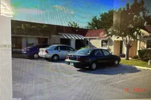 21343 NE 8th Ct, Miami, FL 33179 - Photo 2