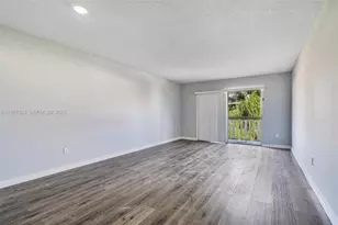 15205 NE 6th Ave, Miami, FL 33162 - Photo 2