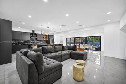 112 NW 53rd St, Miami, FL 33127 - Photo 60