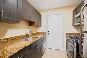 14500 SW 88th Ave, Palmetto Bay, FL 33176 - Photo 8