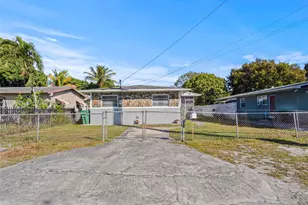811 NW 112th St, Miami, FL 33168 - Photo 40