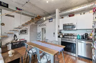 690 SW 1st Ct, Miami, FL 33130 - Photo 16