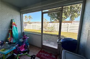 3777 NW 78th Ave, Davie, FL 33024 - Photo 8