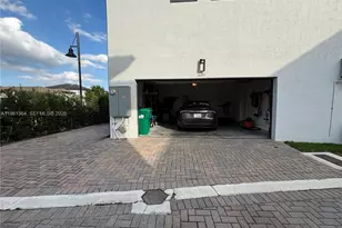 4493 NW 81st Ave, Doral, FL 33166 - Photo 30