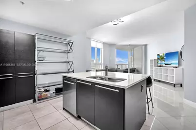 1900 N Bayshore Dr #3610, Miami, FL 33132 - Photo 8