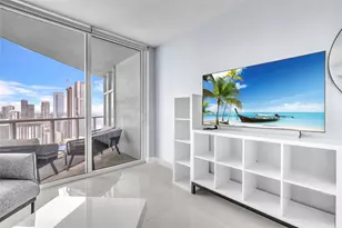 1900 N Bayshore Dr, Miami, FL 33132 - Photo 4