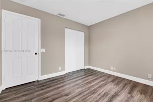 1518 Maple Dr, Weston, FL 33327 - Photo 30