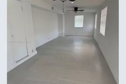 10245 SW 37th Ter, Miami, FL 33165 - Photo 6