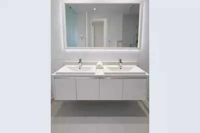 6671 NW 105th Ave, Doral, FL 33178 - Photo 12